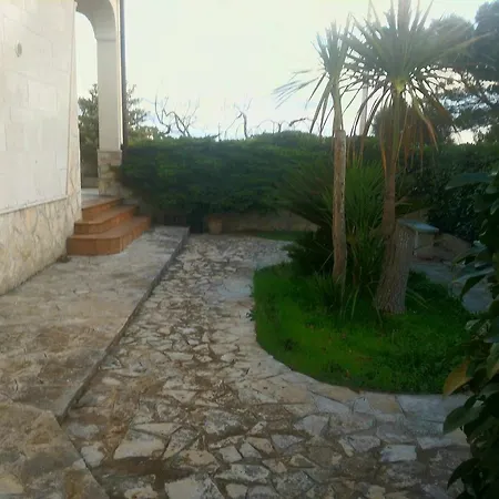 Apartment House With 2 Bedrooms In Brindisi, With Enclosed Garden - 1